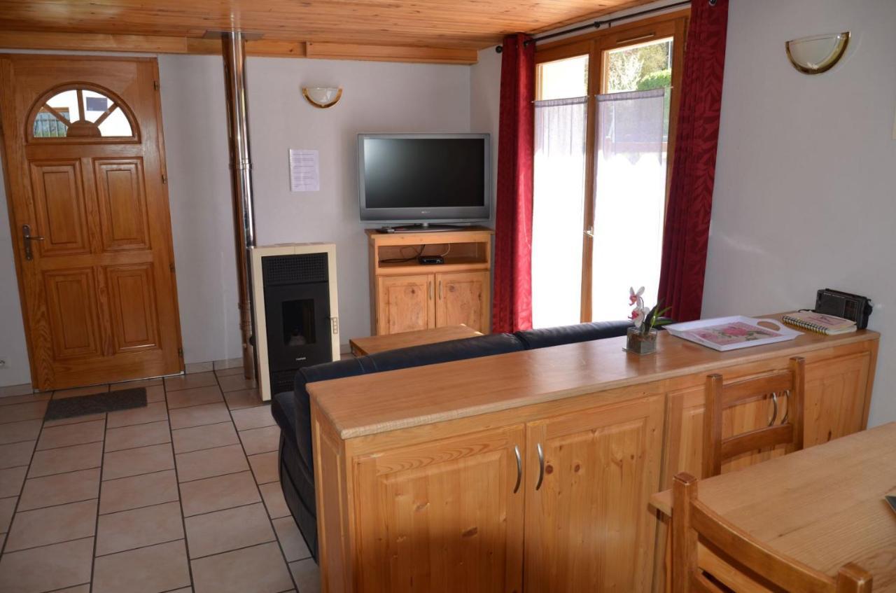 Le Velan Villa Giez Екстериор снимка